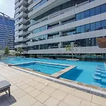 Premium 3Br With Canal View Comfort