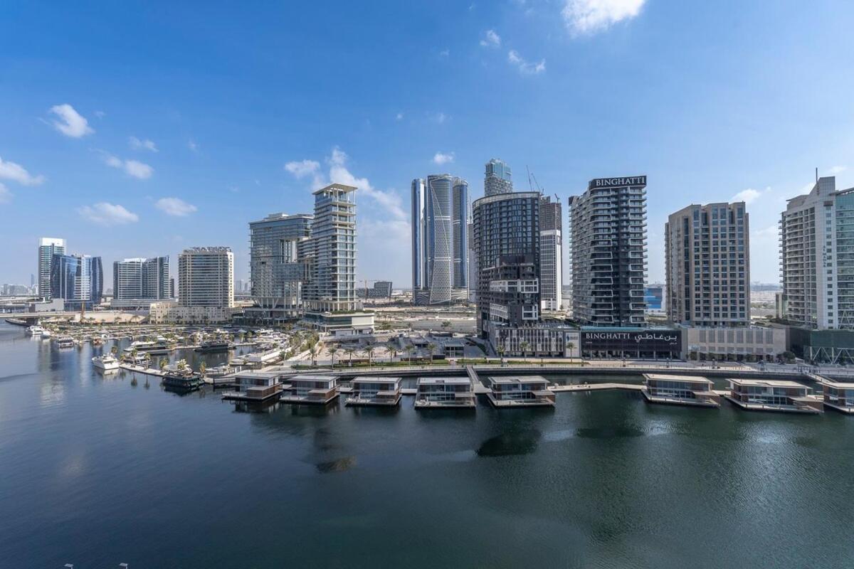 Premium 3br With Canal View Comfort Apartment Dubai
