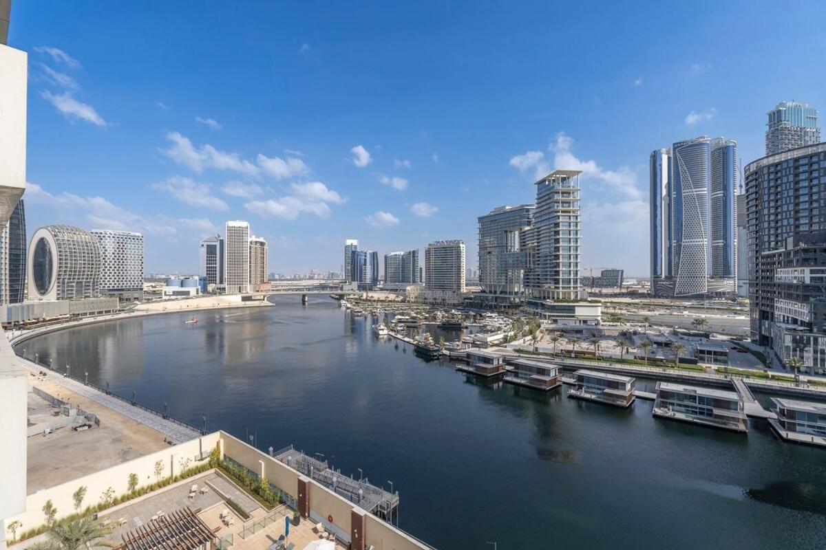 Apartment Premium 3br With Canal View Comfort Dubai