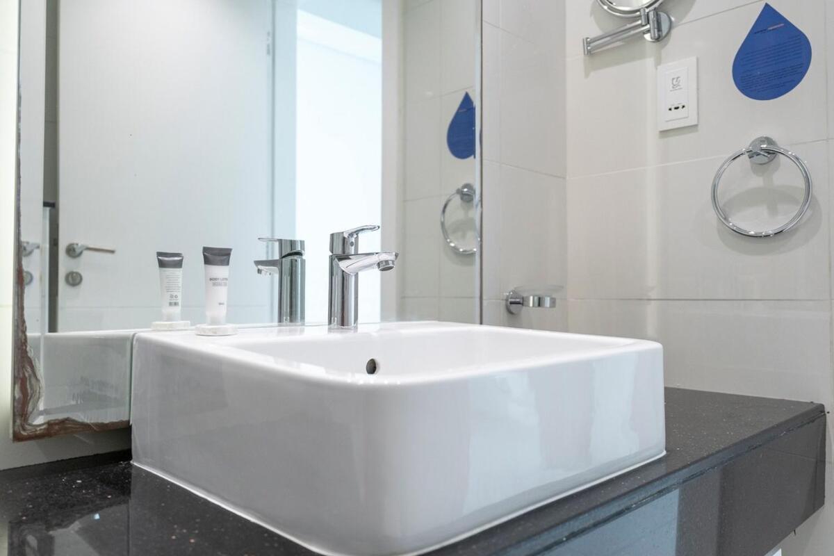 Apartment Premium 3br With Canal View Comfort *