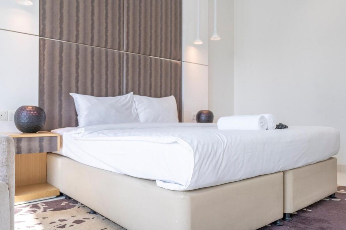 Apartment Premium 3br With Canal View Comfort *