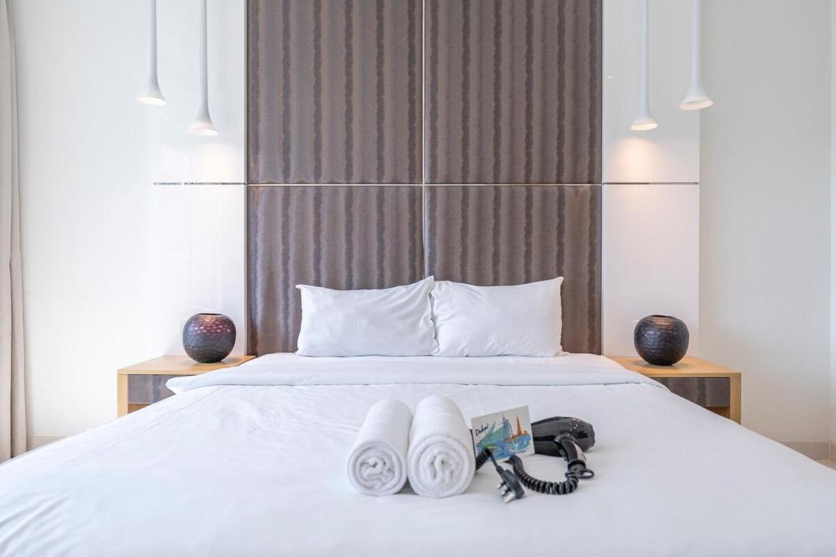 Apartment Premium 3br With Canal View Comfort Dubai