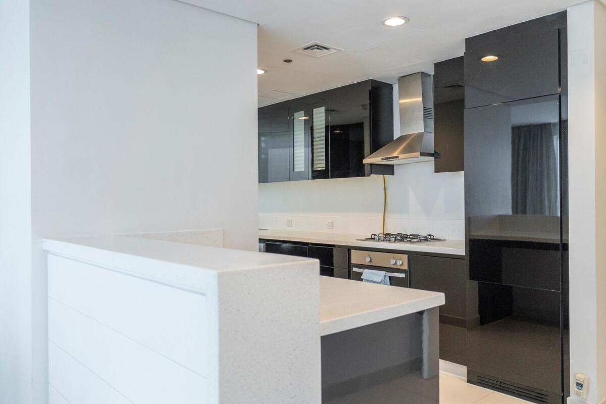 Premium 3br With Canal View Comfort * Dubai