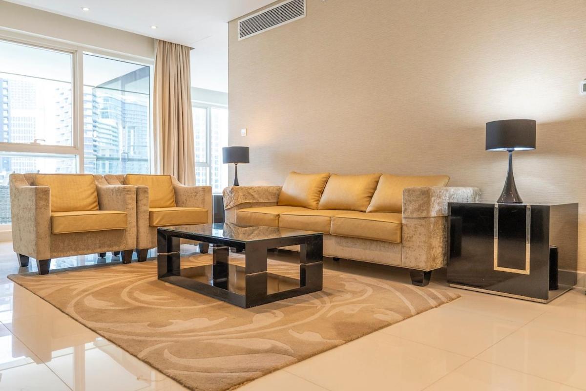 Premium 3br With Canal View Comfort Apartment